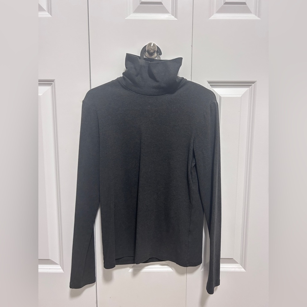 Uniqlo Dark Grey Turtleneck Long Sleeve Top